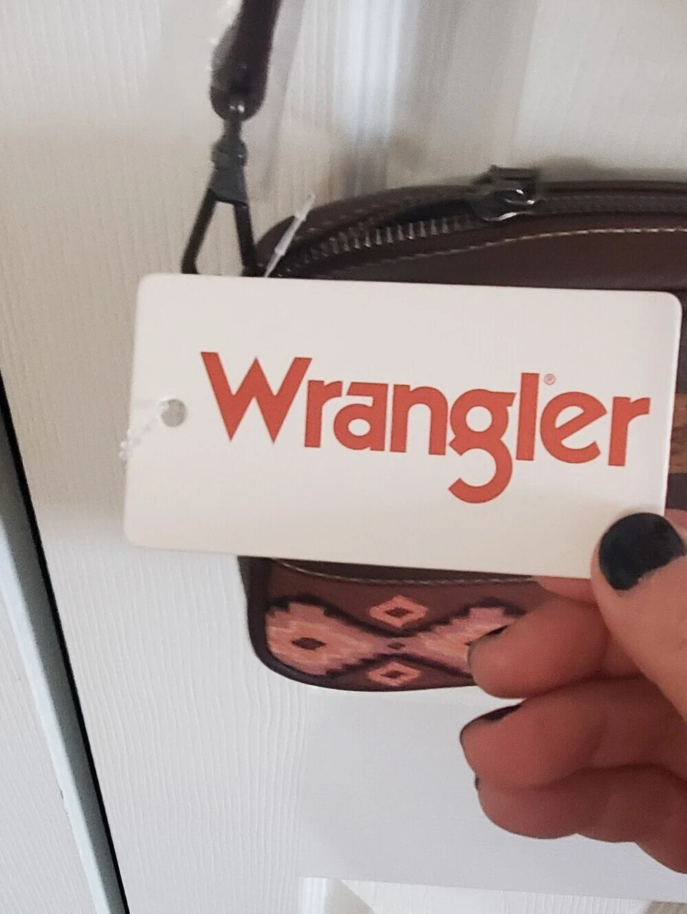 WRANGLER NWT CROSSBODY GUITAR STRAP. BROWN PEACH . BAG